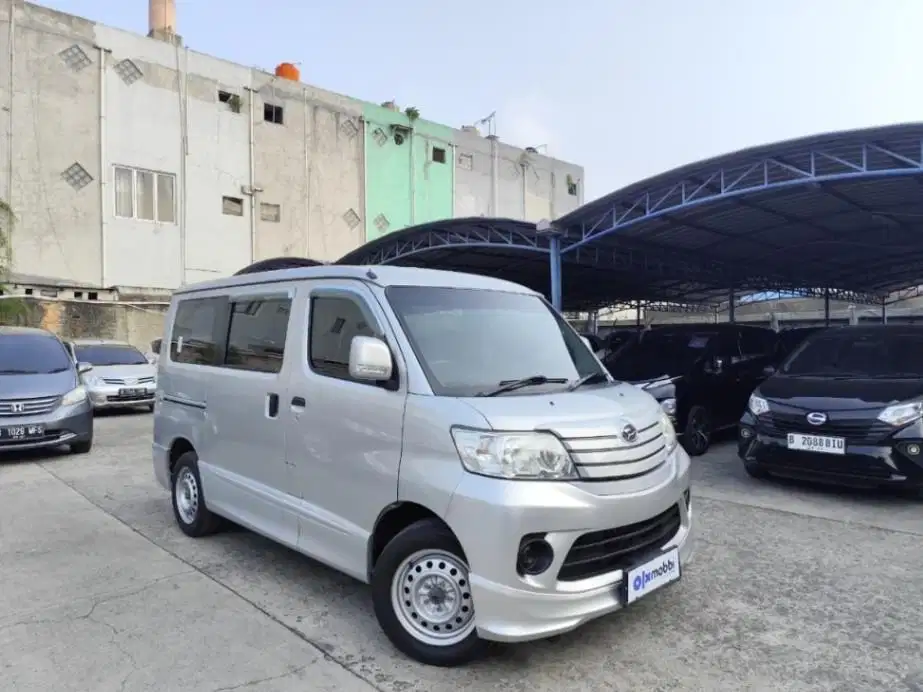 PAJAK HIDUP DAIHATSU LUXIO 1.5 D BENSIN-MT