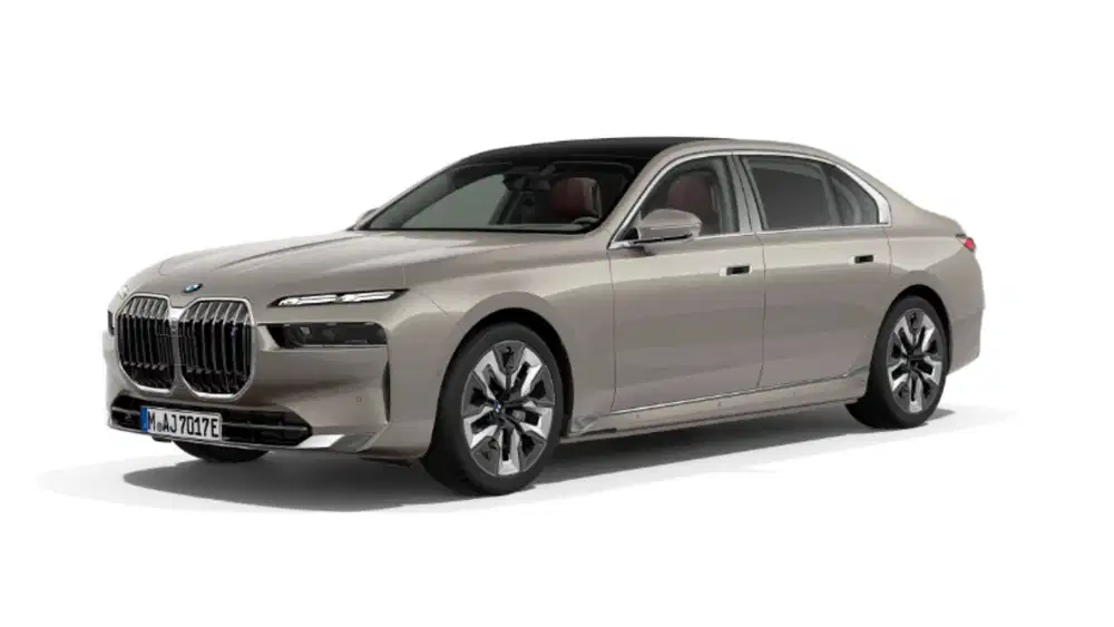 BMW i7 xDrive60 Listrik-AT
