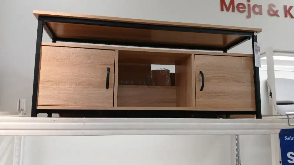 Petra tv stand oak