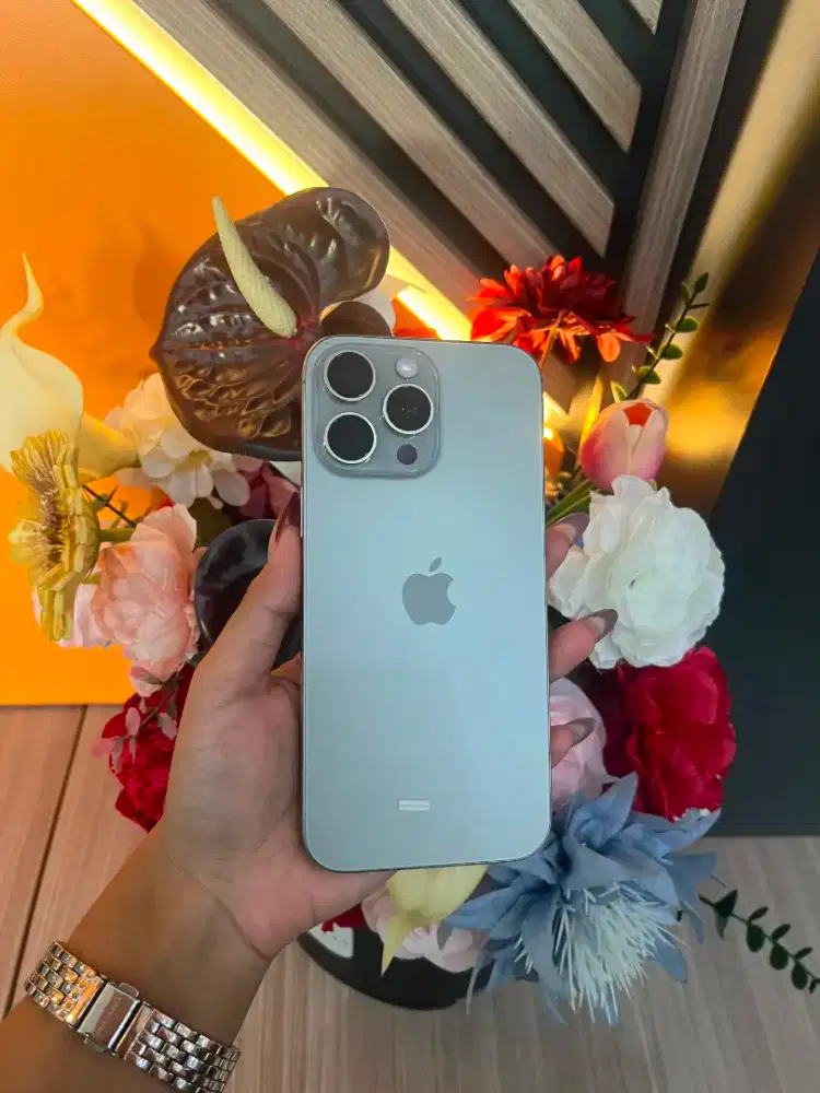 iPhone 16 Pro Max 256GB Desert Titanium