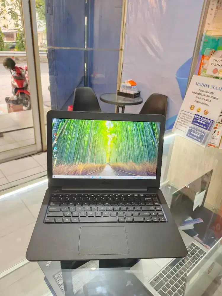 Laptop Asus VGA Ati Radeon Design