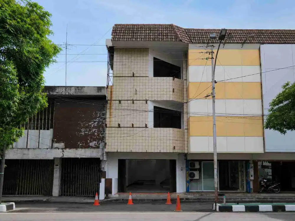 Jual Ruko 3 Lantai Di MT Haryono Mataram Semarang