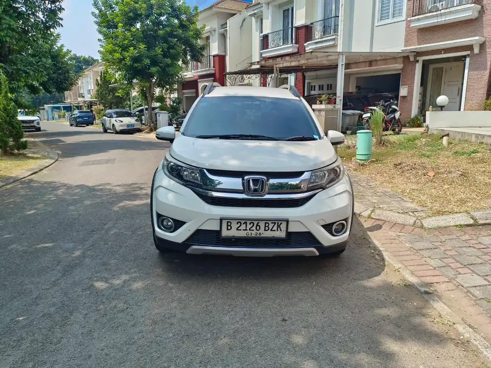 JUAL CEPAT HONDA BRV PUTIH 2017 RP 145JT NEGO SAMPAI DEAL