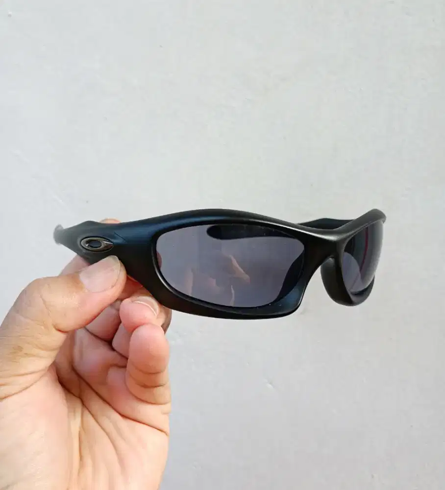 oakley monster dog