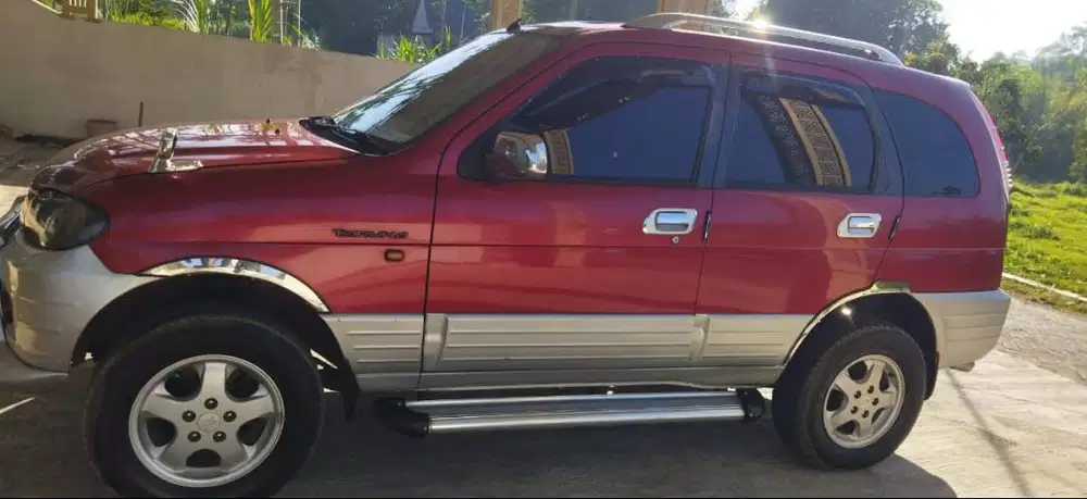 Daihatsu Taruna 1.6 CX 2000 parnadi bisa tukar tambah sekoto badas