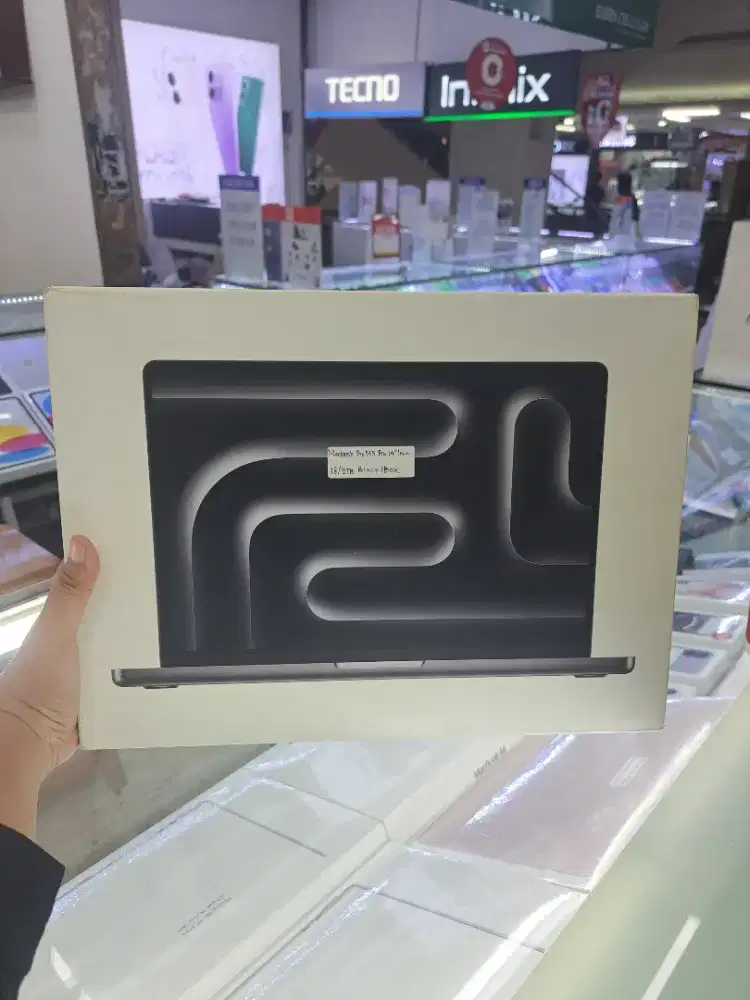 Macbook Pro M3 Pro 18/1TB SSD Space Black 14 Inch BNIB IBOX