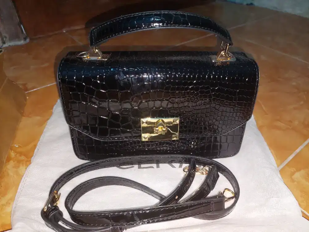 Tas Selempang dan Han Bag