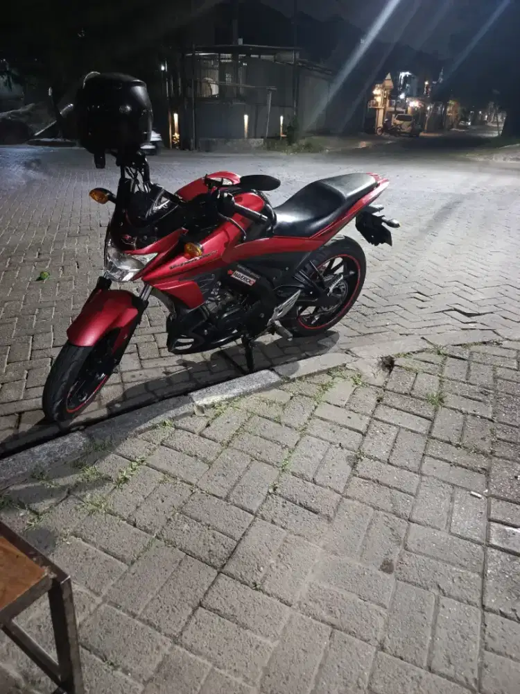 Yamaha Vixion r.  6 speed