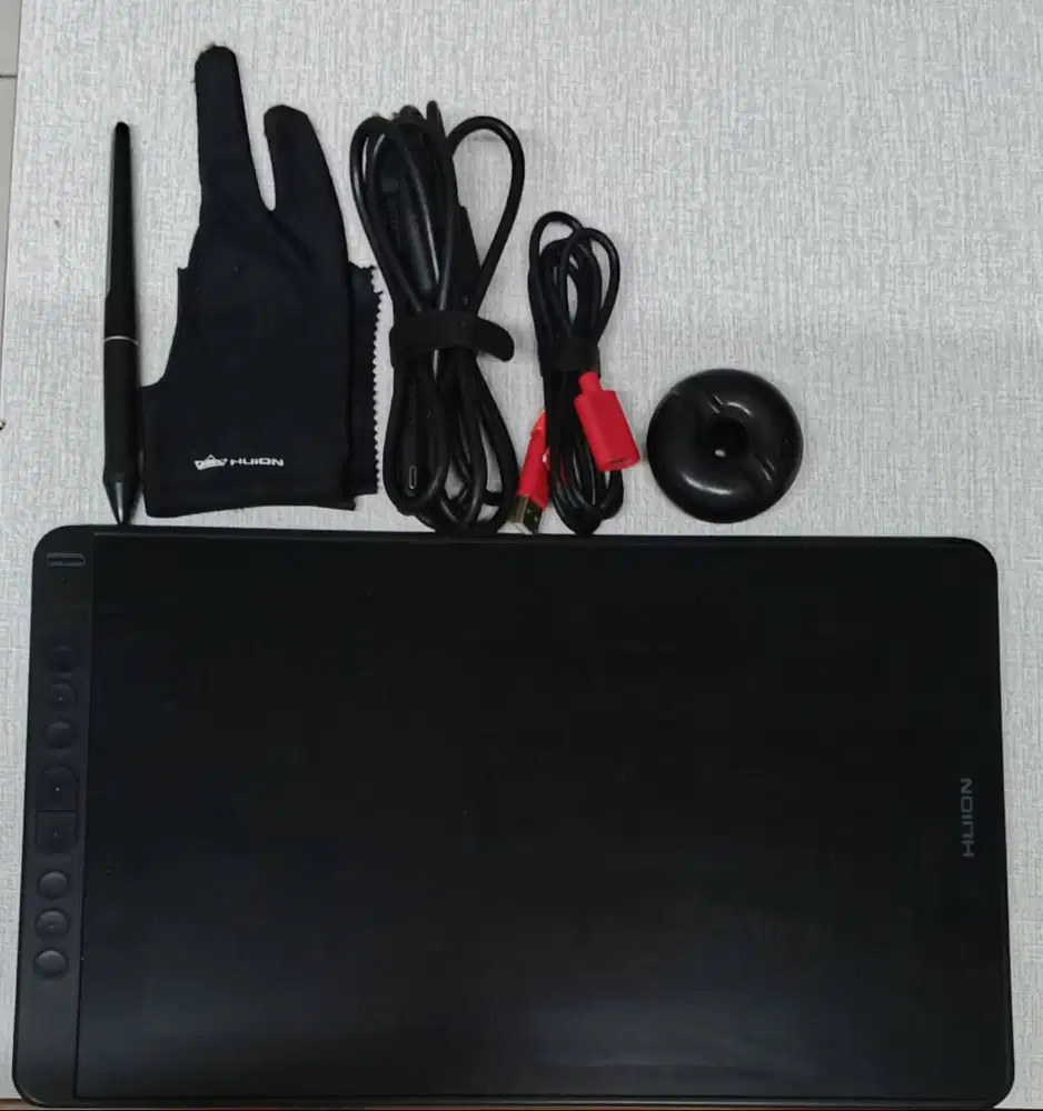 HUION CANVAS 13