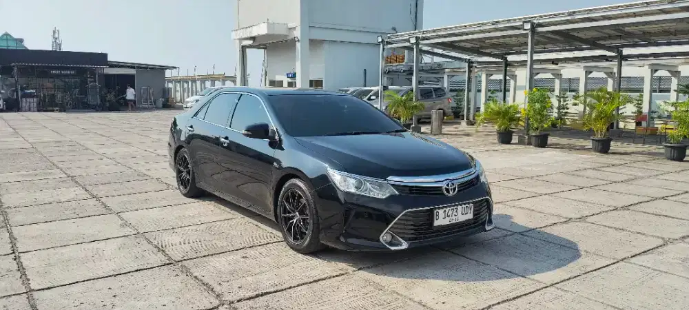 Toyota camry 2.5 v matic promo menarik TDP 10% 2015