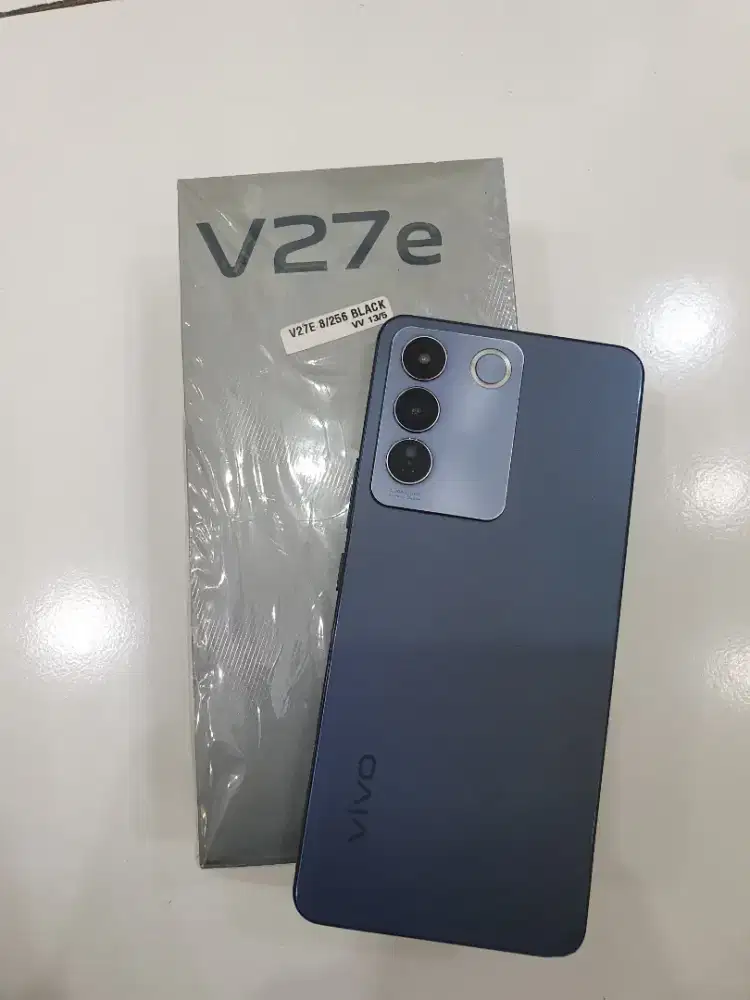 Vivo V27e 4G 8/256 mulus lengkap
