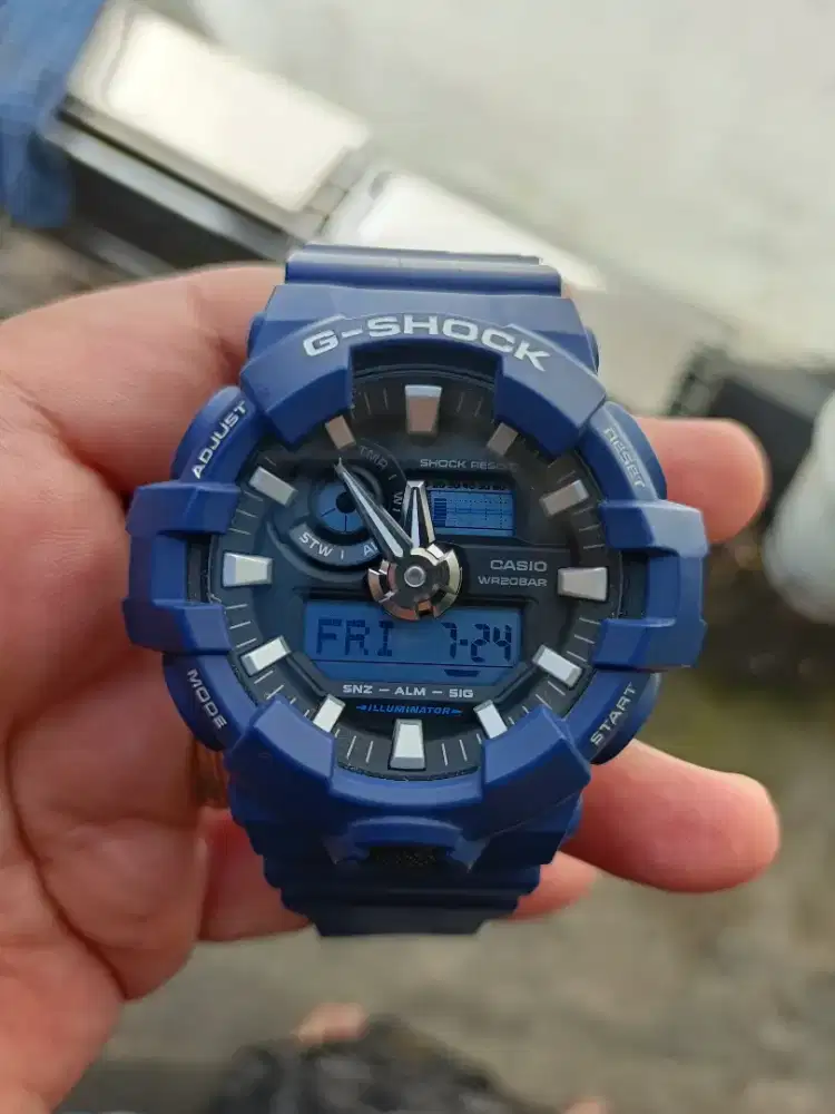 Casio G-Shock GA-700 navy