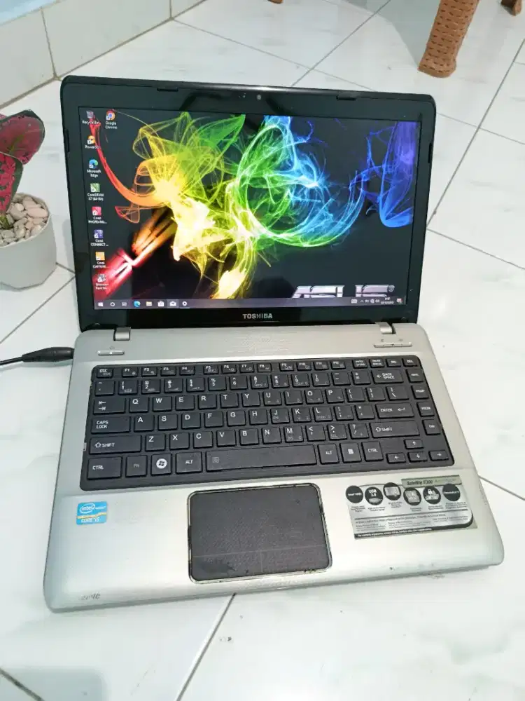 Laptop Toshiba CORE i3 slim Hdd 1000gb