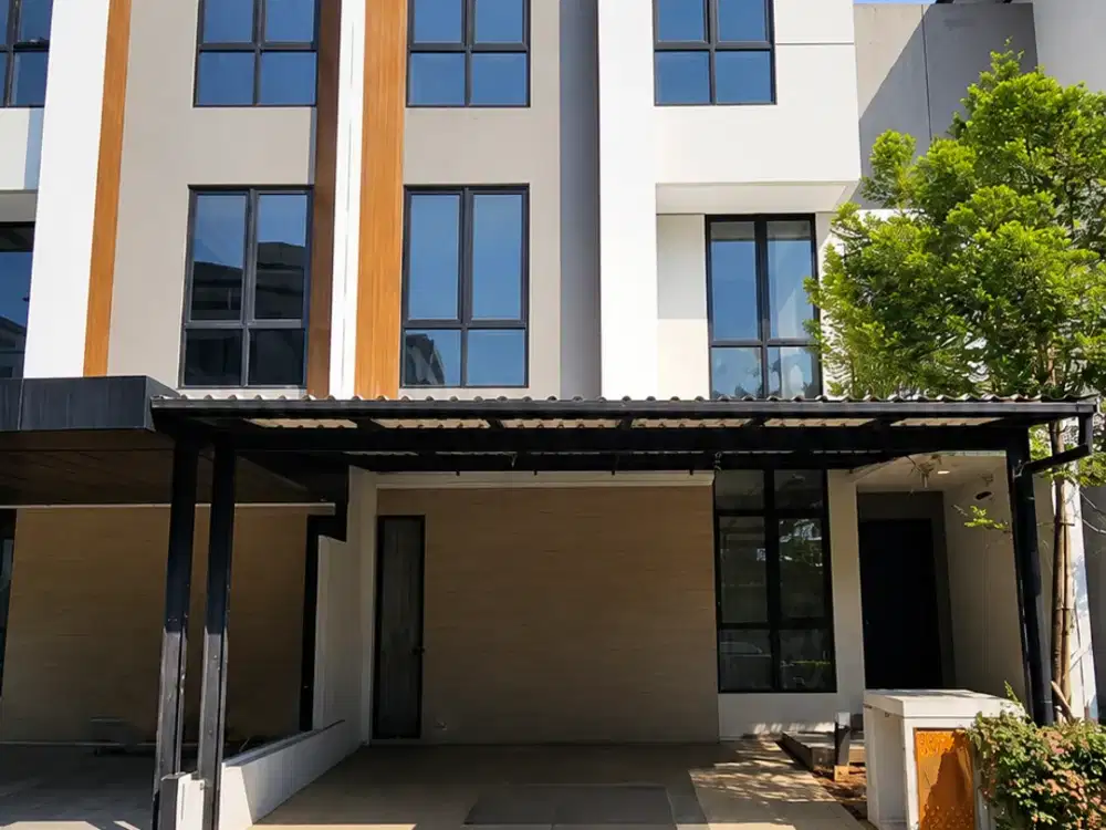 Rumah 3lt luas 8x14 112meter 4KT Cluster Maninjau Asya JGC Jakarta Garden City
