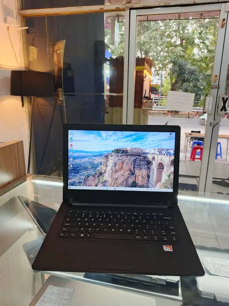 Laptop Design Game VGA Ati Radeon
