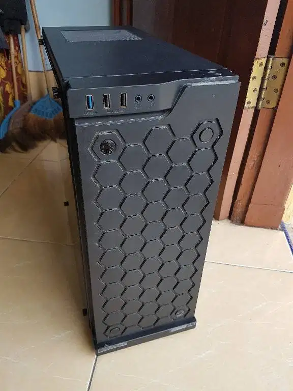 Casing Venomrx Squadron ATX black