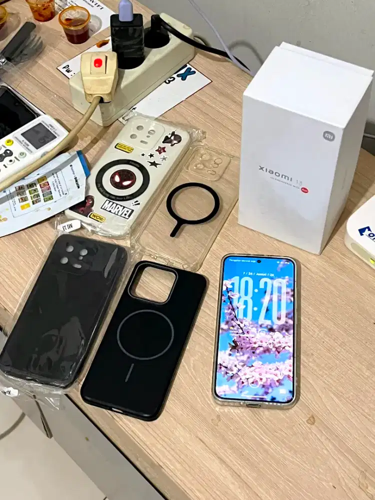 XIAOMI 13 12/256