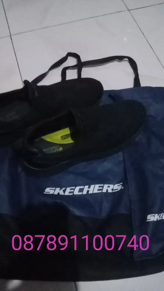 Skechers Classic Fit
