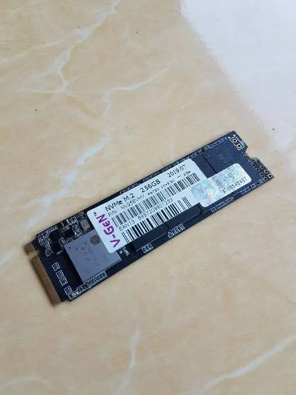 Nvme M.2 SSD Vgen 256gb sehat 100%