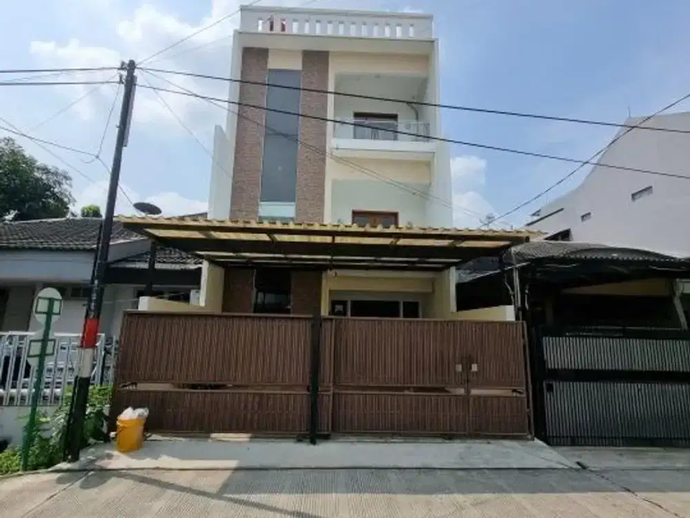 Kelapa Puan 3lantai, 6x20m, Siap Huni, Shm Bagus