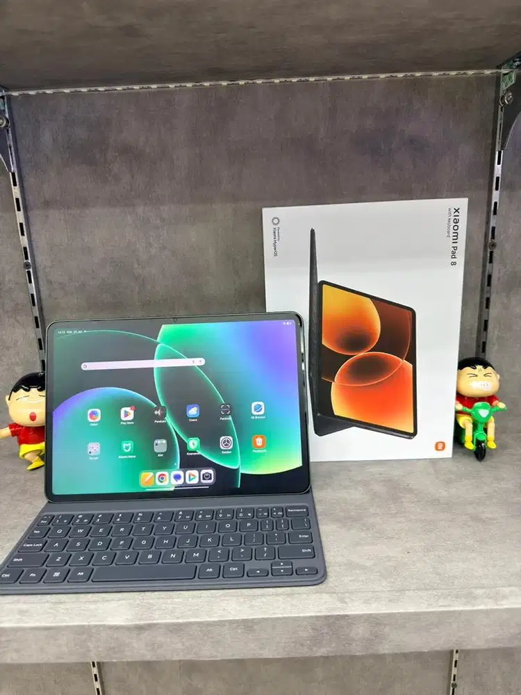 Xiomi Pad 8 8/256 wifi like new + Keyboard original