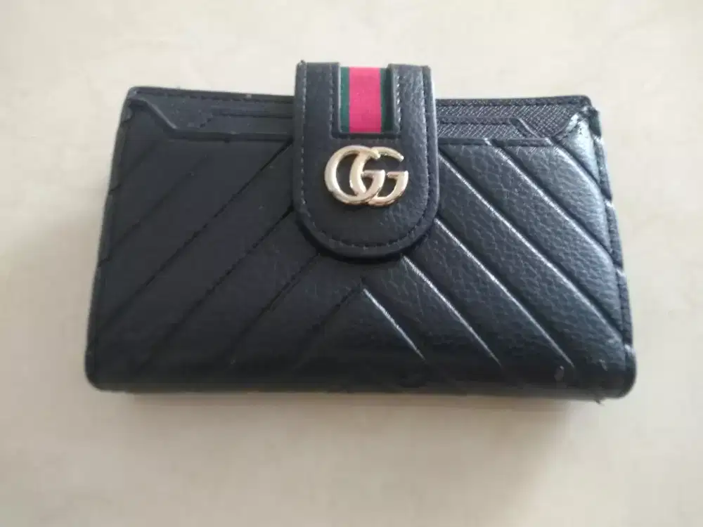 Dompet Wanita Guci