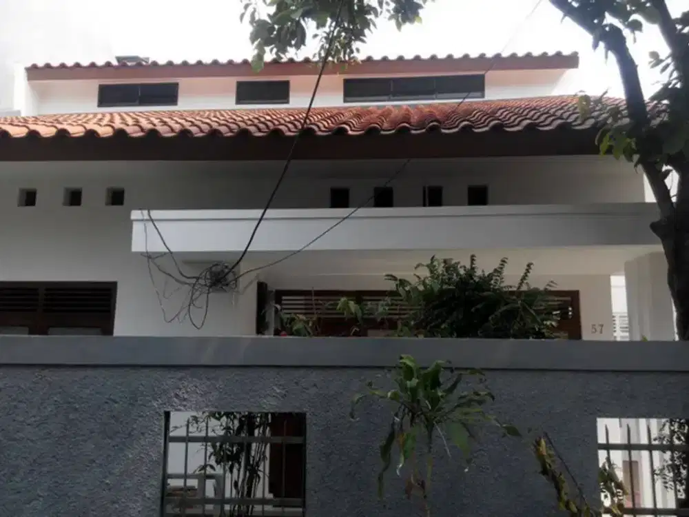 Disewakan rumah bagus dan siap huni, strategis @Pulo Asem, area Rawamangun Jakarta Timur