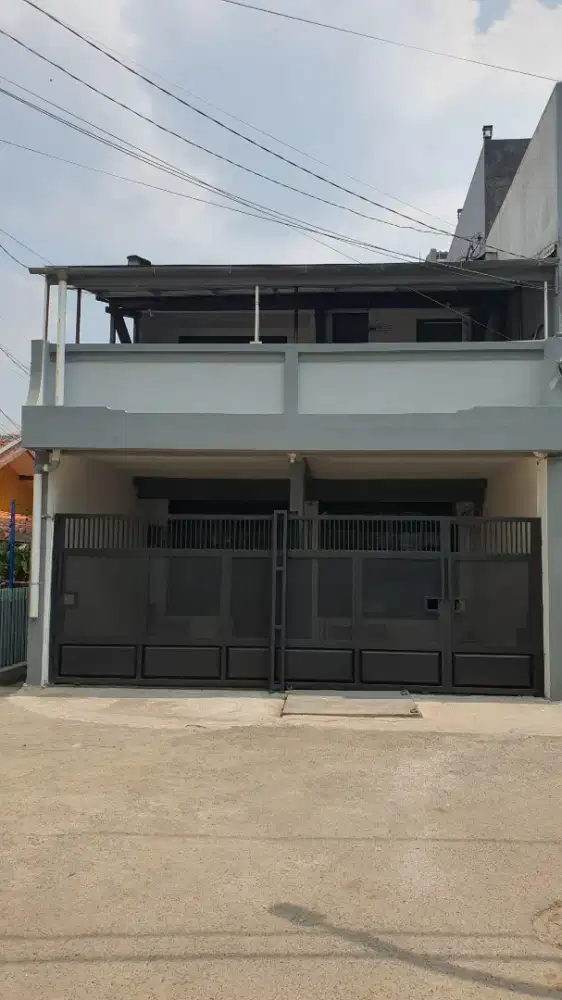Rumah 2 Lt Pusat Kota Dikontrakkan