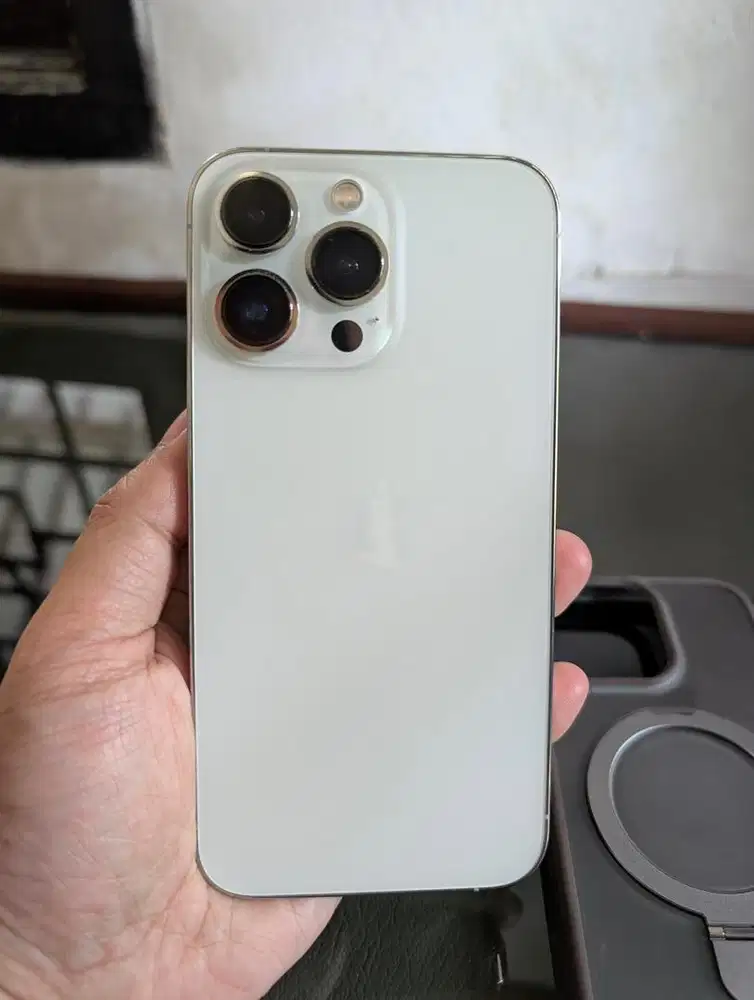 Iphone 13 pro 128 ex garansi resmi digimap