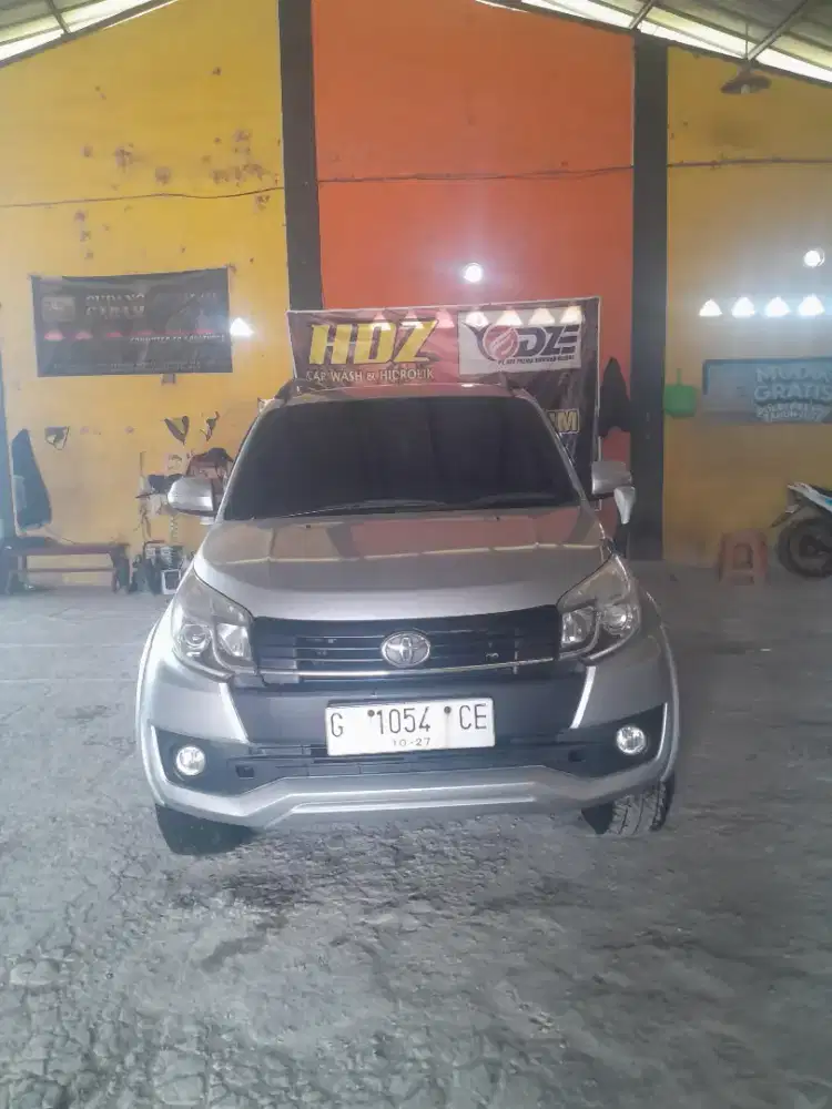 Toyota rush mobil bekas rasa baru
