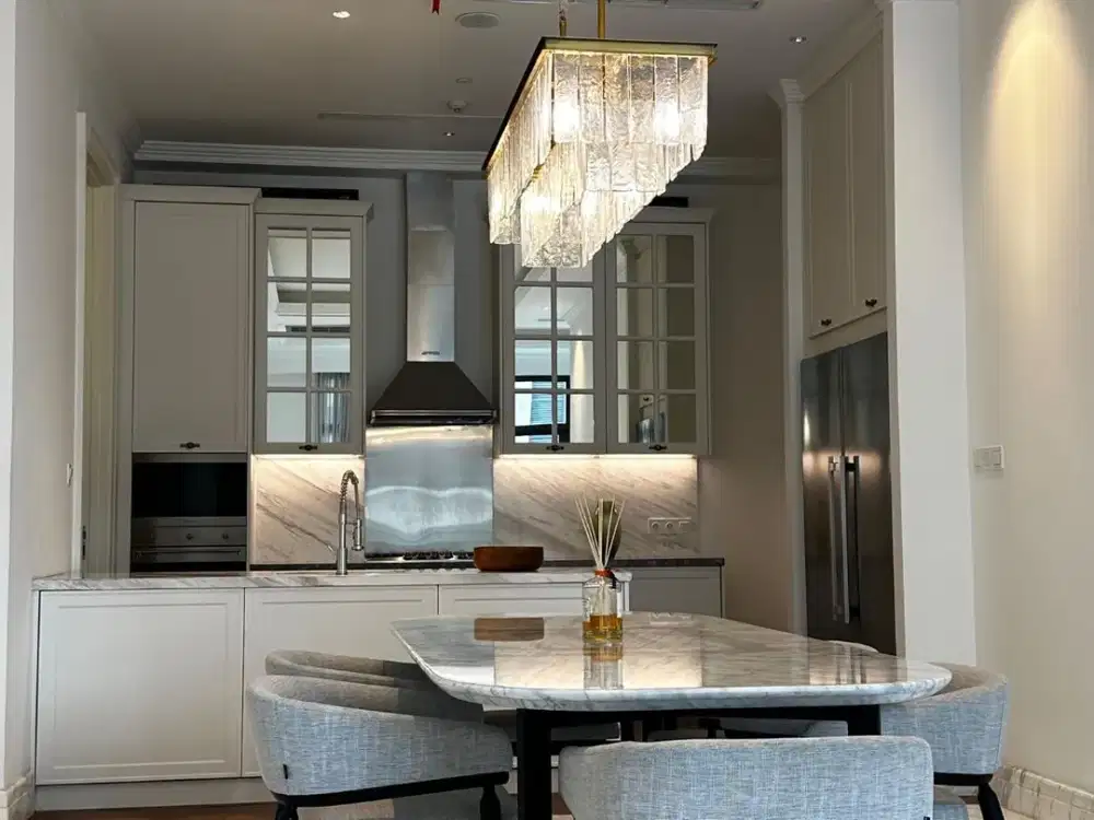Dijual Apartment Le Parc Residence 3BR uk 193m2 Furnished Jakarta Pusat
