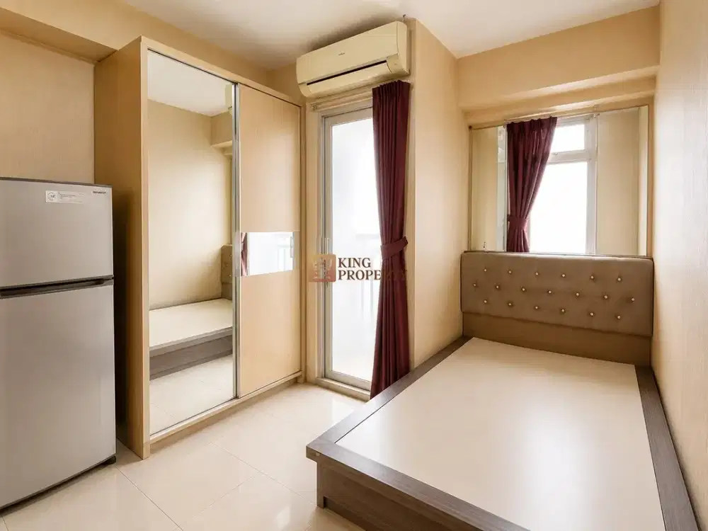 Studio Green Bay Pluit Pool View Siap Huni Compact Warm-Toned Design Dekat Emporium Mall