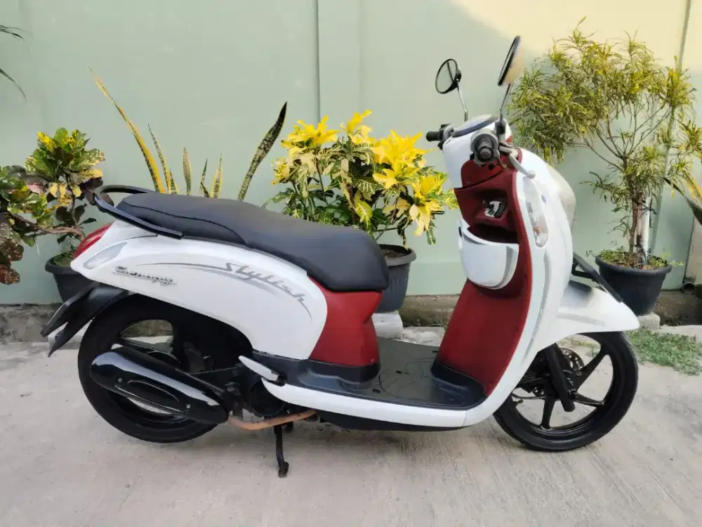 Honda Scoopy f1 tahun 2013 siap pakai Di Tangerang