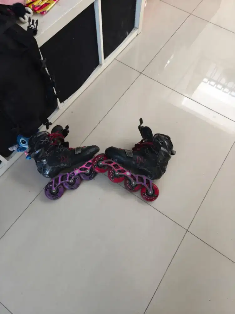 pelatih sepatu roda