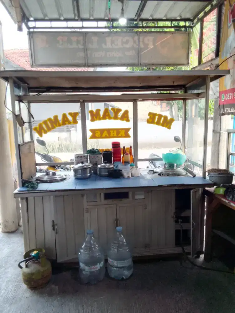Di cari laki laki usia 20/30 tahun paham bakso dan mie ayam