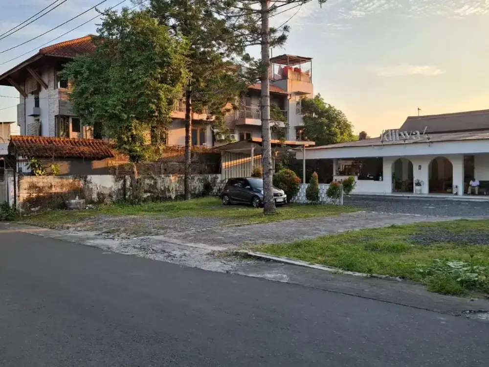 Rumah Luas di pandega jl kaliurangkm 5 Caturtunggal Depok Sleman