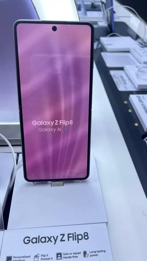 Samsung galaxy 2 flip8