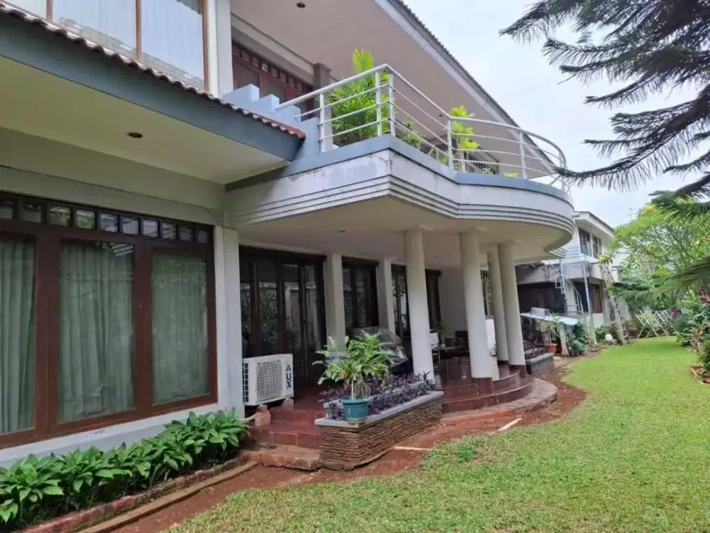 Rumah Kedoya Elit, Luas, Full Furnished.