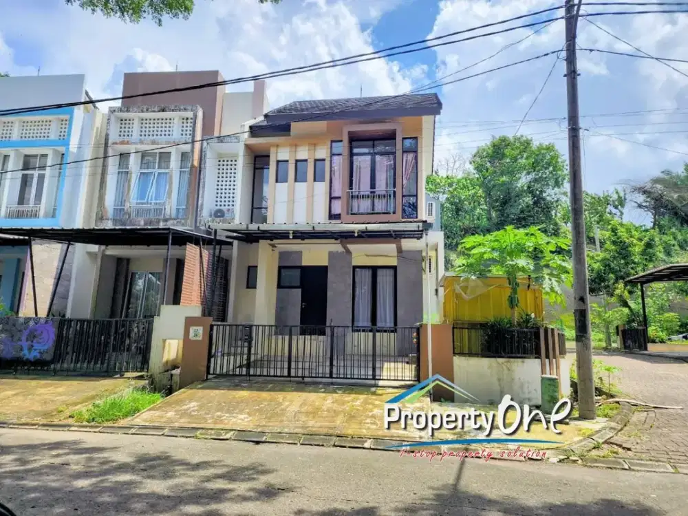Jual Rumah Hook 2 Lantai Siap Huni di Cendana Residence Dekat Kantor Wali Kota Tangerang Selatan, Tol Serpong & Kawasan Strategis Pamulang