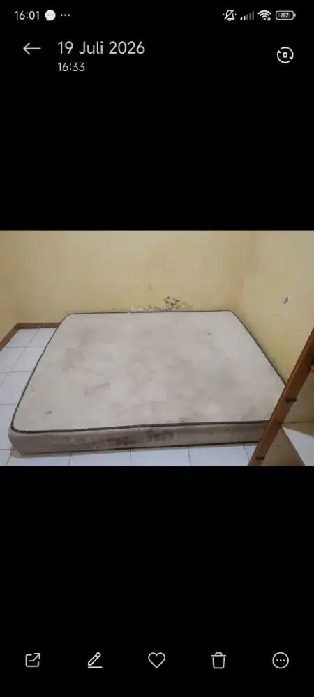 Kasur tebal king size second 165cmx180cm tebal 23cm