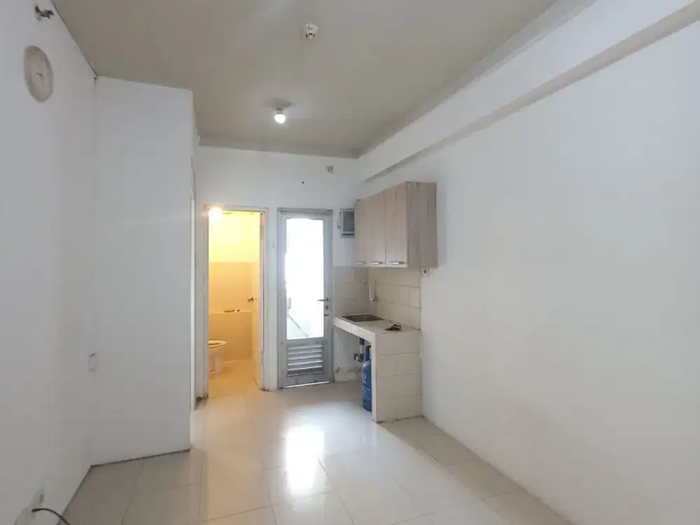 JUAL CEPAT apartemen gading nias 2bedrooms Kosongan SHM tower Emerald