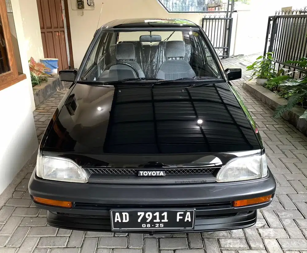 Dijual Toyota Starlet Kotak Antik 1989 bmw kijang mercy honda