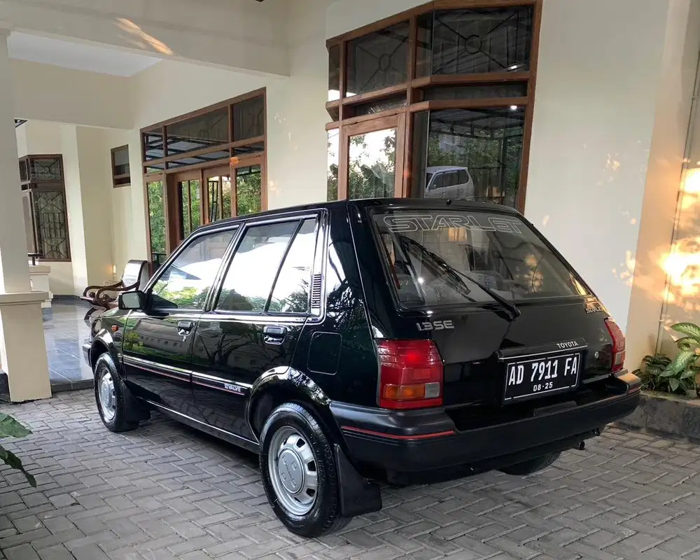 Dijual Toyota Starlet Kotak Antik 1989 bmw kijang mercy honda