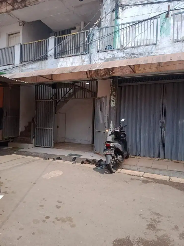 Kostan 37 pintu
