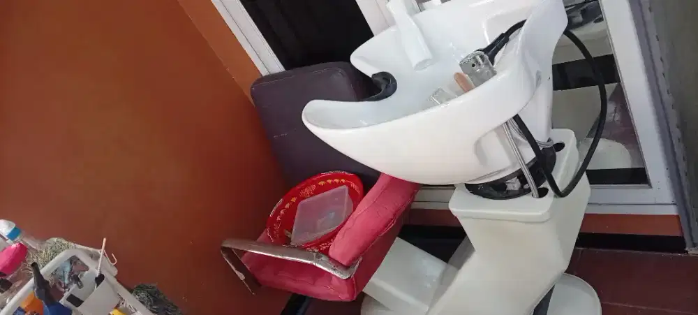 Kursi keramas salon