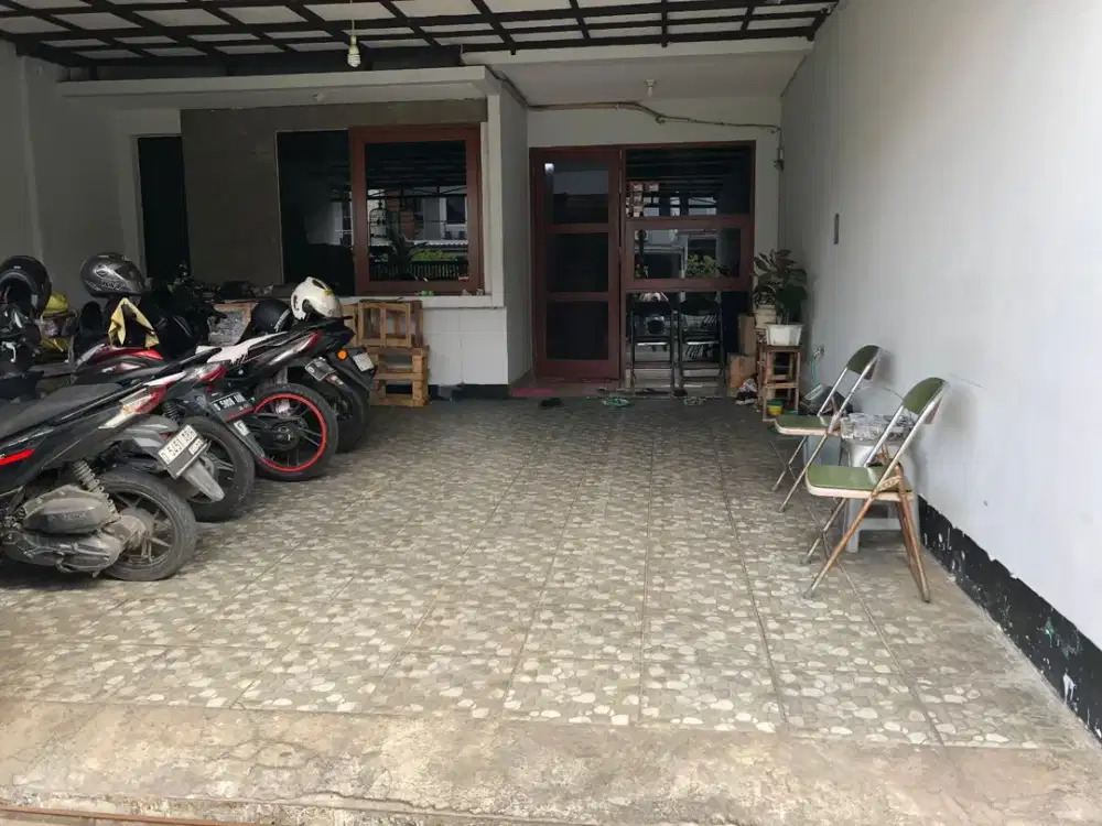 TERMURAH DISEWAKAN LANTAI 2 RUMAH LOKASI SETRA DAGO ANTAPANI BANDUNG COCOK UNTUK KANTOR***N
