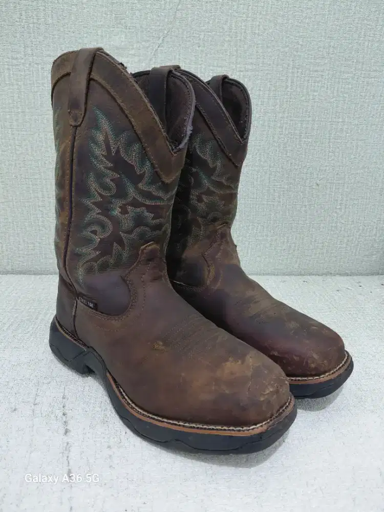 Brazos cowboy safety motif
size 40  insole 25 cm
