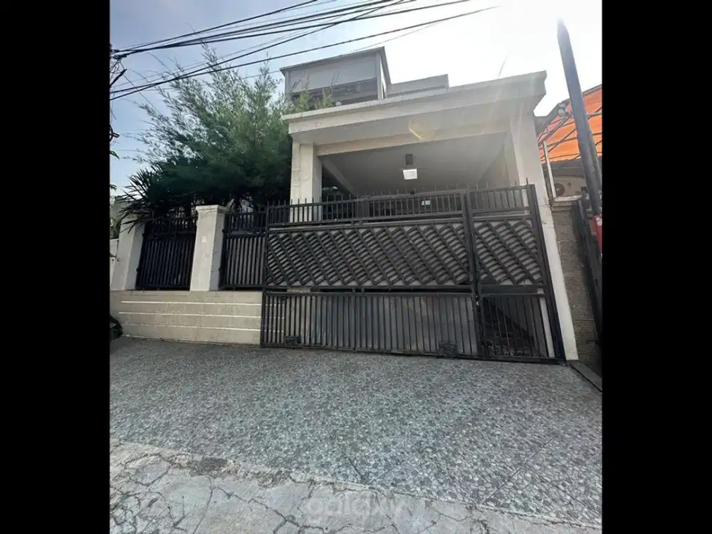 Rumah Mewah Siap Huni di Perumahan Sulfat Malang GMK04150