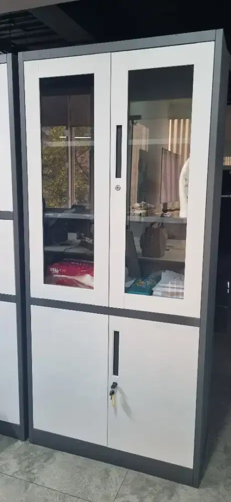 Lemari kantor besi arsip 2 pintu