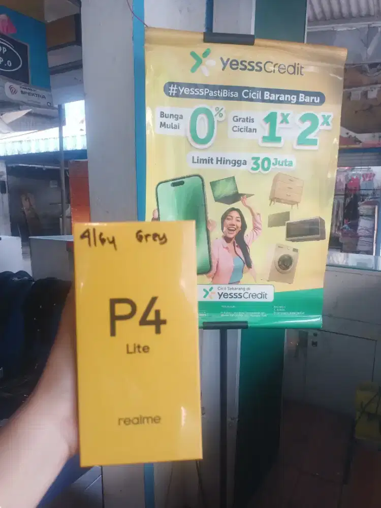 Cash Credit Realme P4 lite 4/64